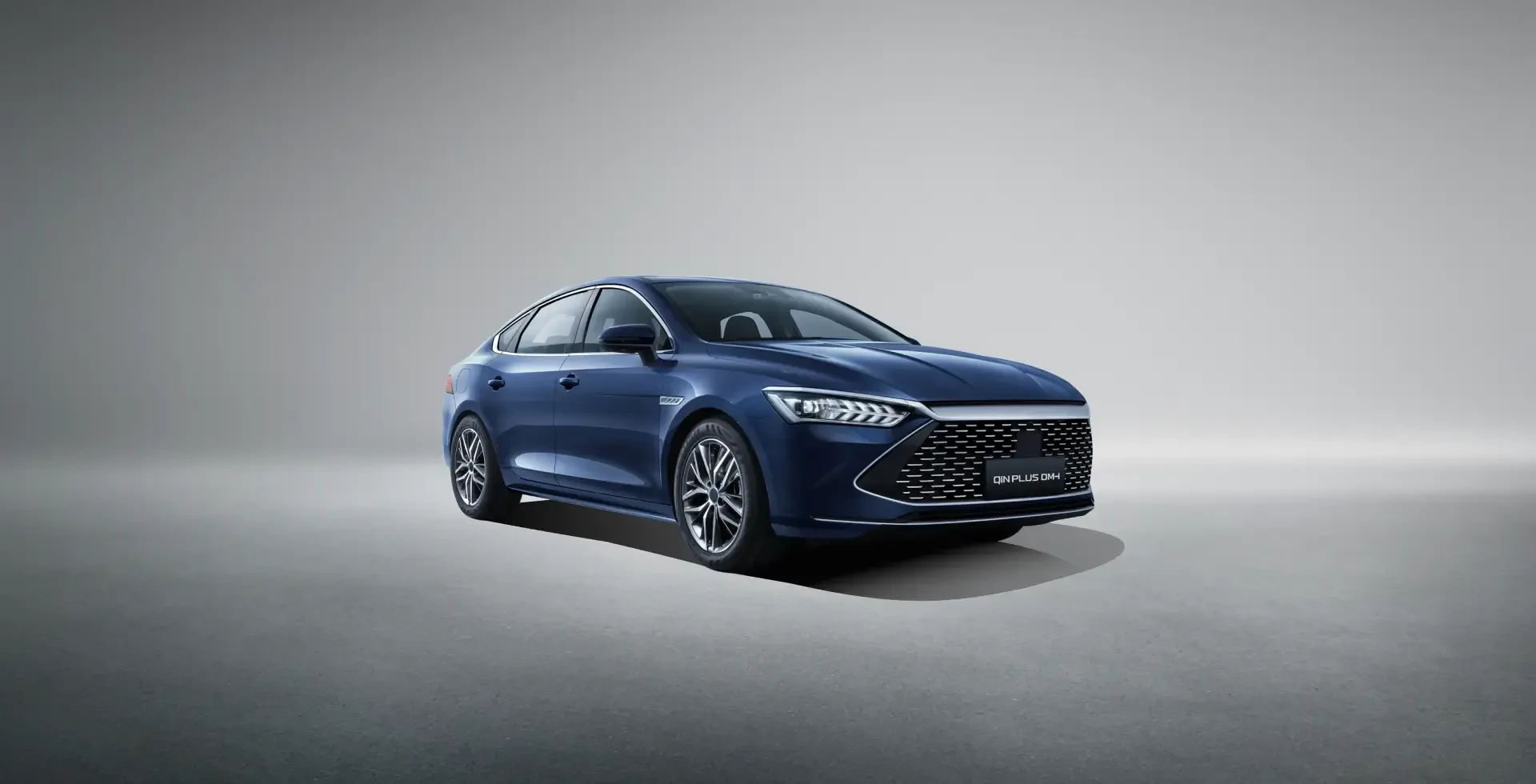 亿万先生MR QIN PLUS DM-i